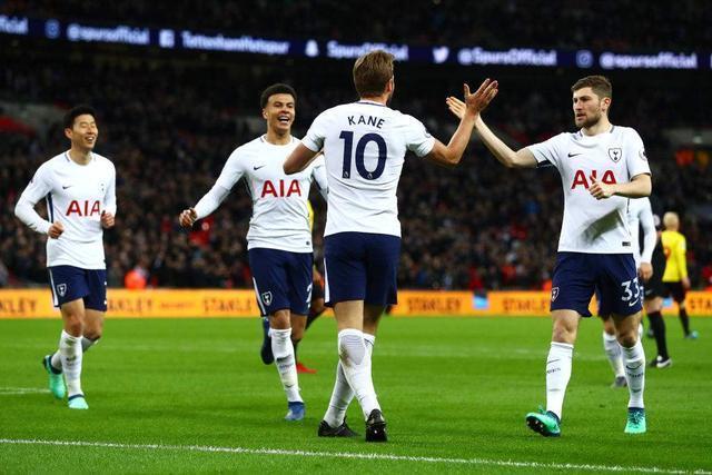 英超-加克波破门萨拉赫制胜 利物浦2-1布莱顿