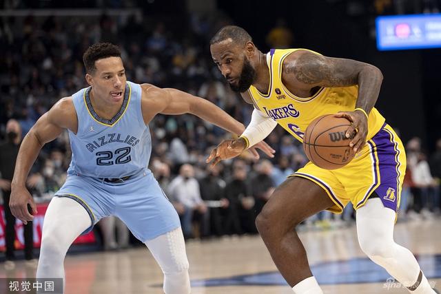 霍姆格伦29分雷霆力克火箭5连胜 公牛战胜鹈鹕